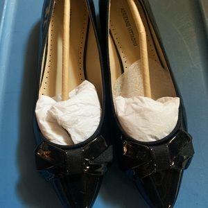 Size 7.5 women’s shoes